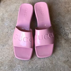 Gucci Pink Rubber Slide Sandal